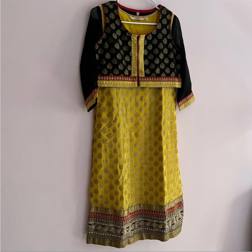 Kashish Yellow Churidar Kurta with koti Vest Small Punjabi Bollywood Indian - Picture 13 of 15